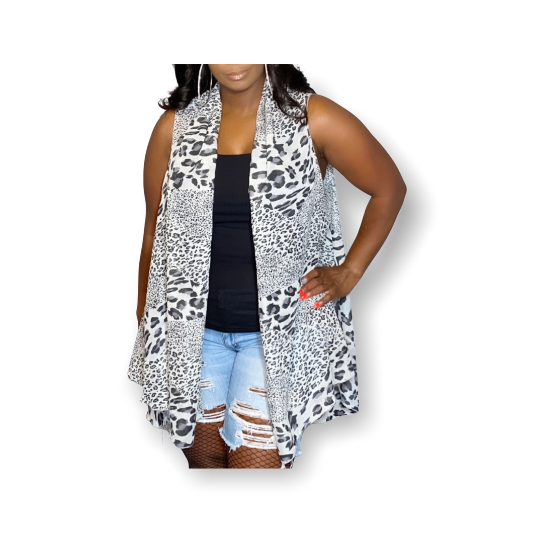 MULTI ANIMAL PRINT KIMONO VEST