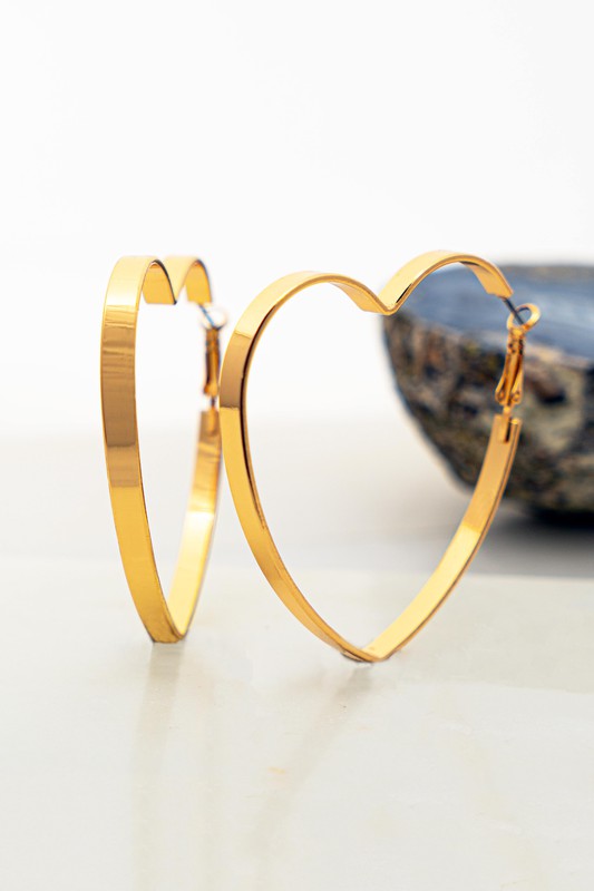 GOLD- HEART HOOPS